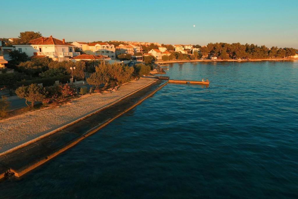 Peaceful 30 Meters From Sea! Apartamento