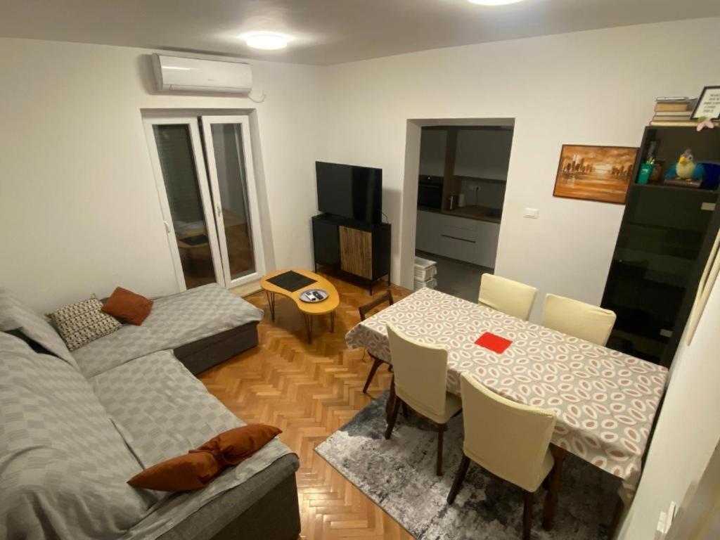 Peaceful 30 Meters From Sea! Apartamento